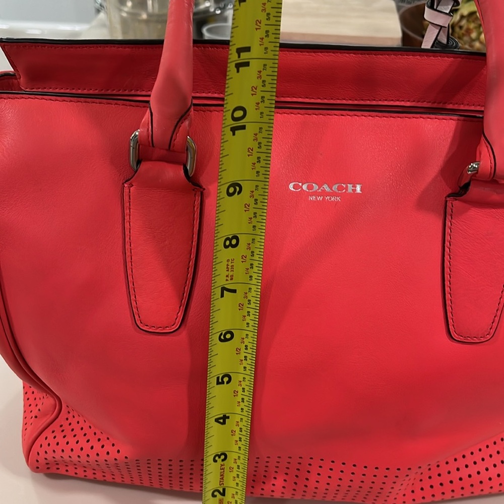 Coach Pink Perforated Tote Bag - Picture 4 of 7